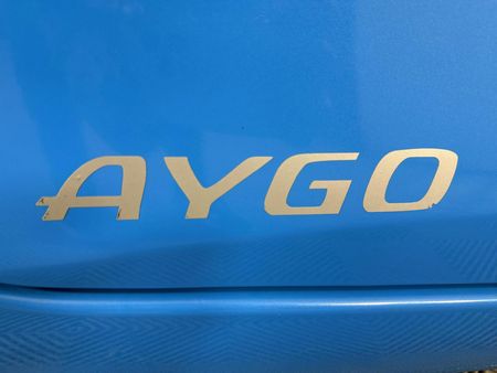2017-Toyota-Aygo-10-5-dr_8