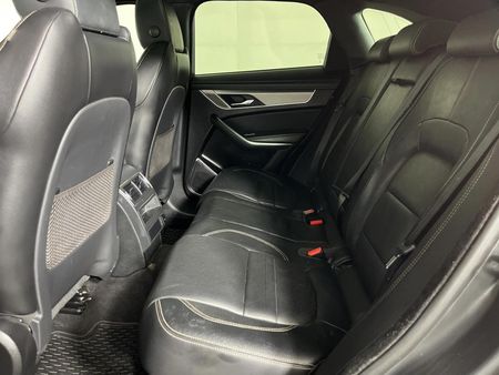 2021-Jaguar-F-Pace-20D-SE-R-Dynamic-D200_3