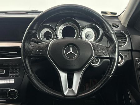 2012-Mercedes-Benz-C-Class-C-200-BE-Avantgarde-Auto_12