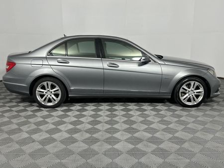 2012-Mercedes-Benz-C-Class-C-200-BE-Avantgarde-Auto_17