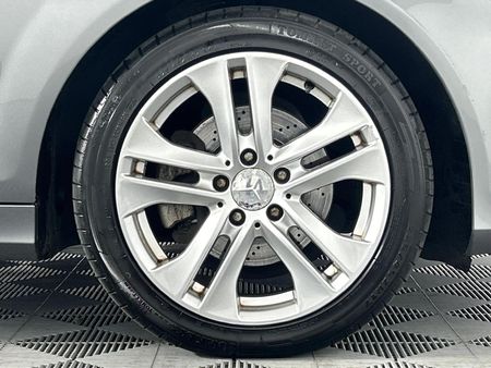 2012-Mercedes-Benz-C-Class-C-200-BE-Avantgarde-Auto_5
