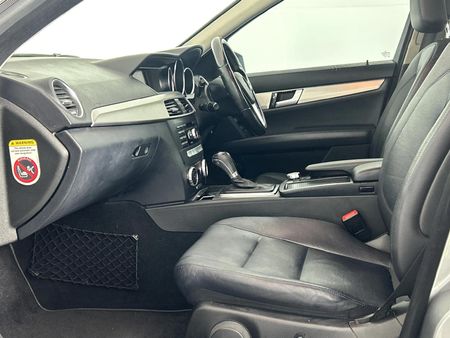 2012-Mercedes-Benz-C-Class-C-200-BE-Avantgarde-Auto_8