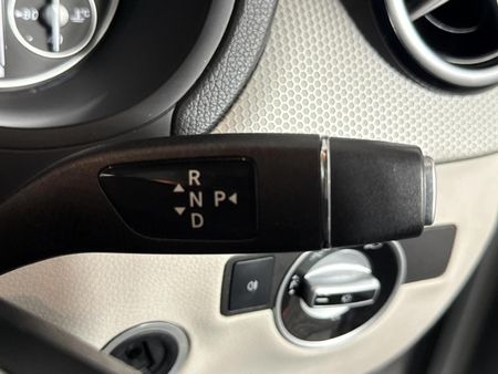 2013-Mercedes-Benz-B-Class-B-180-BE-Auto_10