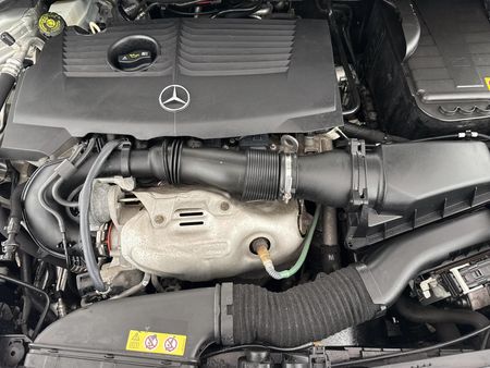 2013-Mercedes-Benz-B-Class-B-180-BE-Auto_13
