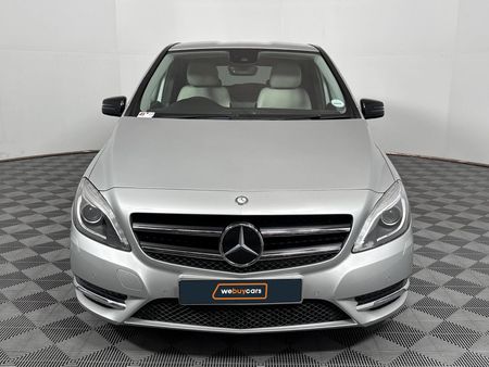 2013-Mercedes-Benz-B-Class-B-180-BE-Auto_16