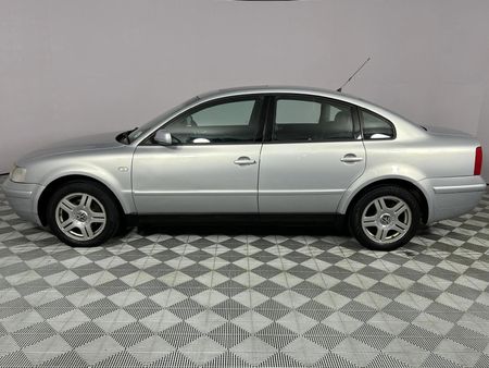 2000-Volkswagen-Passat-28-4Motion-Auto_19