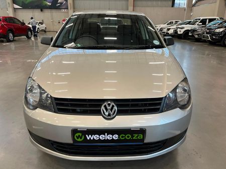 2013-Volkswagen-Polo-Vivo-16-Trendline_7