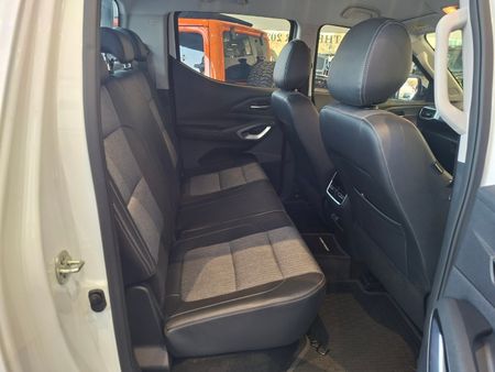 2026-Peugeot-Landtrek-19D-Allure-Double-Cab-Auto_15