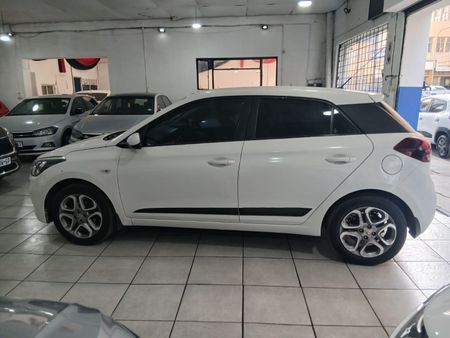 2018-Hyundai-i20-12-Motion_7