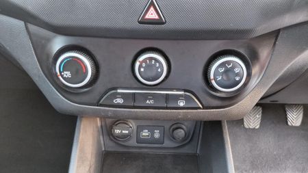 2017-Hyundai-Creta-16-Executive_25
