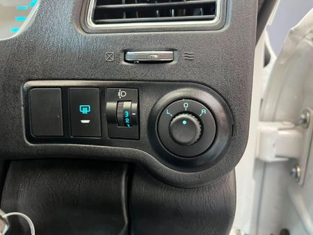 2025-Mahindra-Pik-Up-22-mHawk-S11-Dew-4x4-Auto-Double-Cab_18