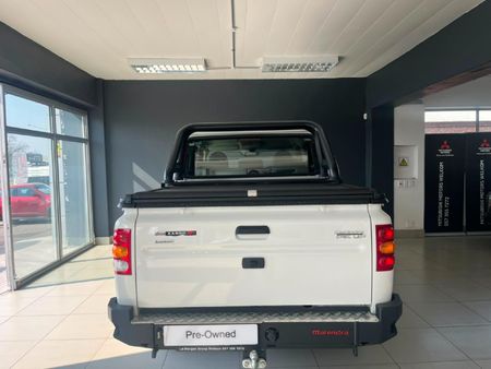 2025-Mahindra-Pik-Up-22-mHawk-S11-Dew-4x4-Auto-Double-Cab_5