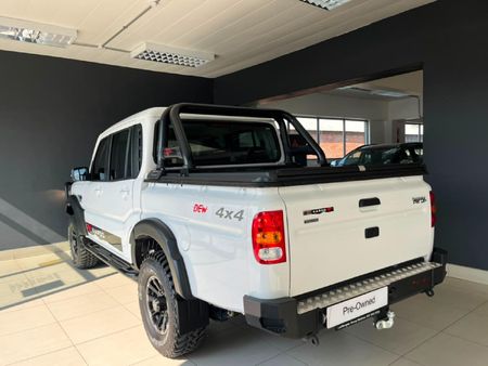 2025-Mahindra-Pik-Up-22-mHawk-S11-Dew-4x4-Auto-Double-Cab_7