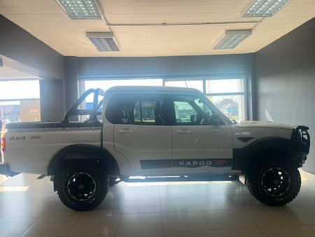 2025-Mahindra-Pik-Up-22-mHawk-S11-Dew-4x4-Auto-Double-Cab_8