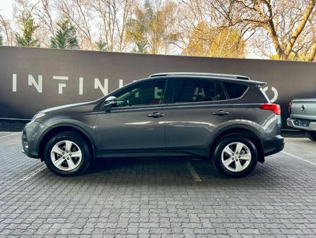 2013-Toyota-RAV4-25-VX-Auto_1