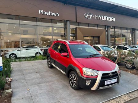 2018-Toyota-Etios-Cross-15-XS-5-dr_1