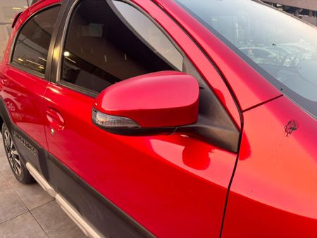 2018-Toyota-Etios-Cross-15-XS-5-dr_3