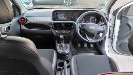 2026-Hyundai-Grand-i10-12-Motion-Auto_17