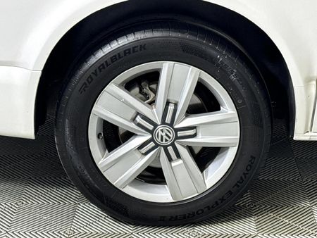 2016-Volkswagen-Caravelle-T6-20-BiTDI-Comfortline-Auto_6