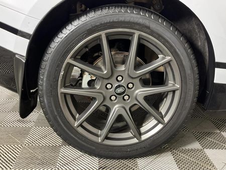 2021-Land-Rover-Range-Rover-Velar-20D-HSE-R-Dynamic-D200_7