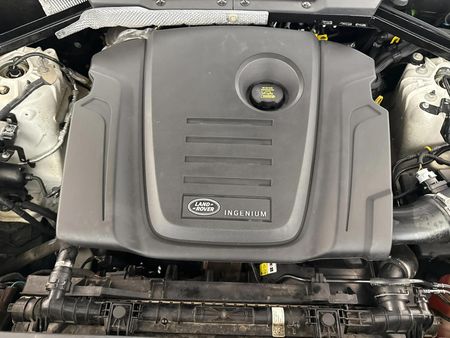 2020-Land-Rover-Defender-110-D240-177kW_14