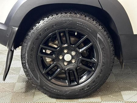 2020-Land-Rover-Defender-110-D240-177kW_7