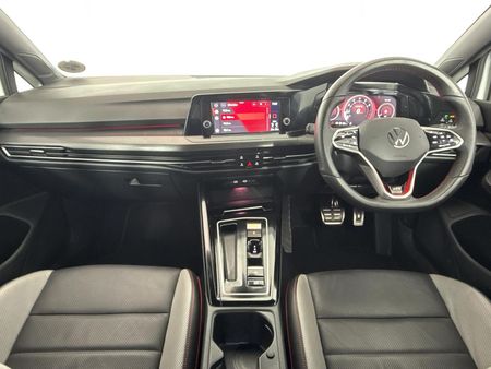 2024-Volkswagen-Golf-8-GTI-20-TSI-Auto_6