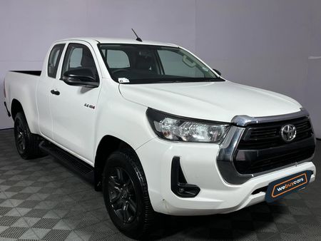 2023-Toyota-Hilux-24-GD-6-Raised-Body-Raider-Extended-Cab_11