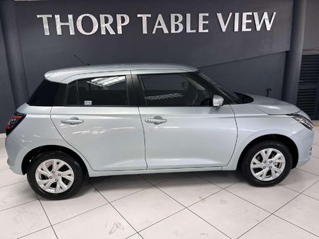 2025-Suzuki-Swift-12-GL_1