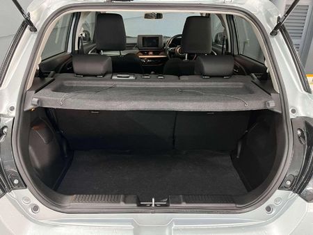 2026-Suzuki-Swift-12-GLX-Auto_8