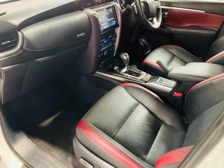 2024-Toyota-Fortuner-28-GD-6-4x4-Auto-mHev_20