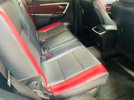 2024-Toyota-Fortuner-28-GD-6-4x4-Auto-mHev_21
