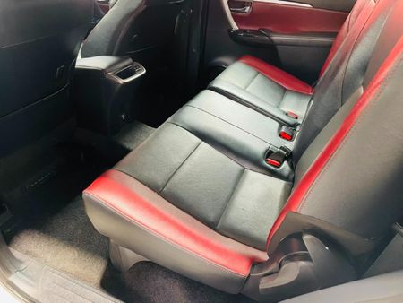 2024-Toyota-Fortuner-28-GD-6-4x4-Auto-mHev_26