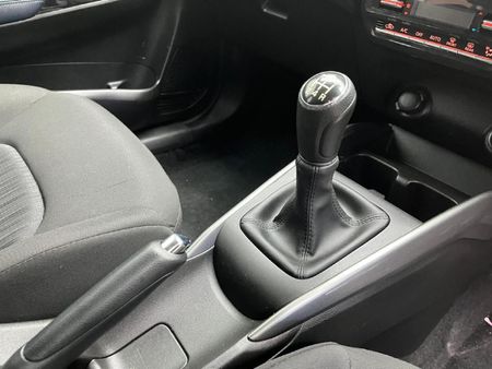 2024-Toyota-Starlet-15-XR_10