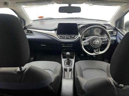 2024-Toyota-Starlet-15-XR_16