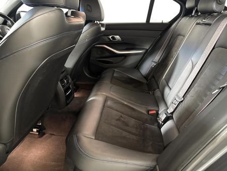 2021-BMW-3-Series-320i-M-Mzansi-Edition-Auto-g20_2