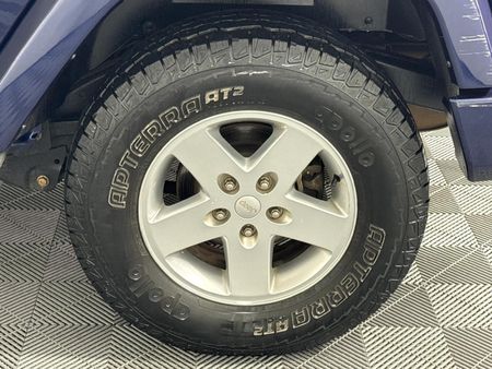 2014-Jeep-Wrangler-36-V6-Sahara-2-dr-Auto_5