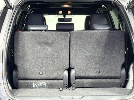 2023-Toyota-Fortuner-28-GD-6-4x4-Auto_13