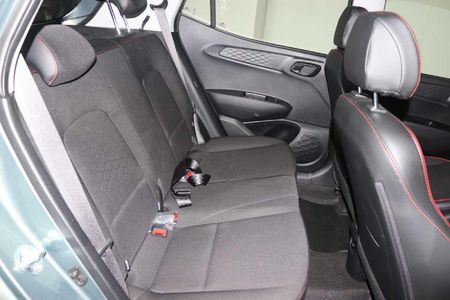 2025-Hyundai-Grand-i10-10-Motion_12