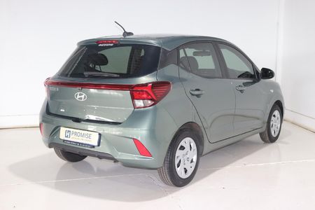 2025-Hyundai-Grand-i10-10-Motion_5