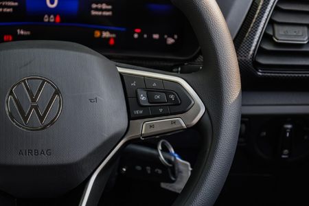 2026-Volkswagen-T-Cross-10-TSI_18