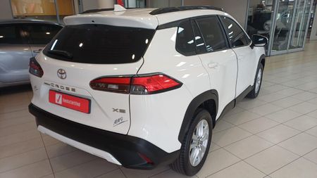 2024-Toyota-Corolla-Cross-18-XS_2
