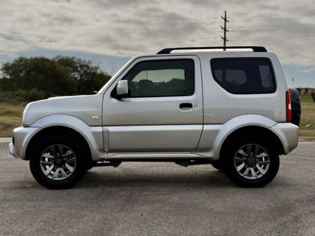 2018-Suzuki-Jimny-13_7