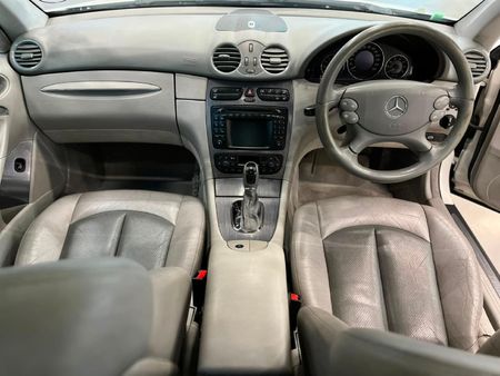 2003-Mercedes-Benz-CLK-320-Coupe-Auto_9