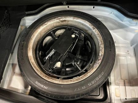 2009-Mercedes-Benz-C-Class-C-200K-Avantgarde-Auto_13