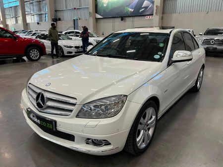2009-Mercedes-Benz-C-Class-C-200K-Avantgarde-Auto_6