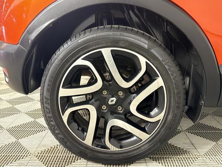 2015-Renault-Captur-12T-Dynamique-5-dr-Auto-88kW_6