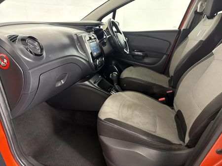 2015-Renault-Captur-12T-Dynamique-5-dr-Auto-88kW_7
