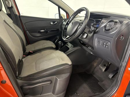 2015-Renault-Captur-12T-Dynamique-5-dr-Auto-88kW_8