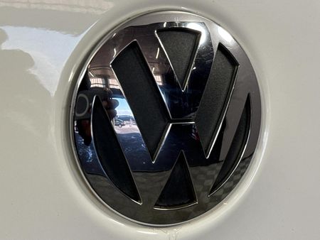 2010-Volkswagen-Tiguan-14-TSI-Track-Field-4Motion_11